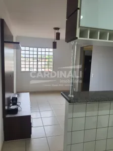Apartamento com 2 Quartos à venda, 60m² no Vila Pelicano, São Carlos