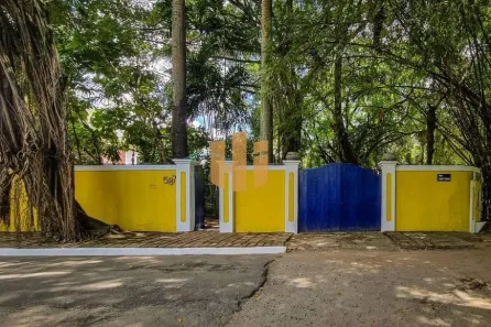 Casa com 4 Quartos para alugar, 500m² no Santana, Recife