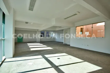 Imóvel Comercial à venda, 370m² no Alphaville, Santana de Parnaíba