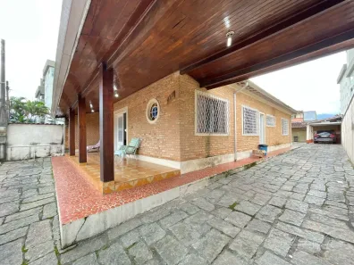 Casa com 3 Quartos à venda, 189m² no Centro, Ubatuba