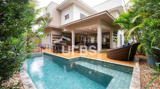 Casa de Condomínio com 5 Quartos à venda, 325m² no Jardins Valência, Goiânia