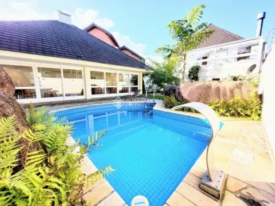 Casa de Condomínio com 3 Quartos à venda, 209m² no Jardim Isabel, Porto Alegre