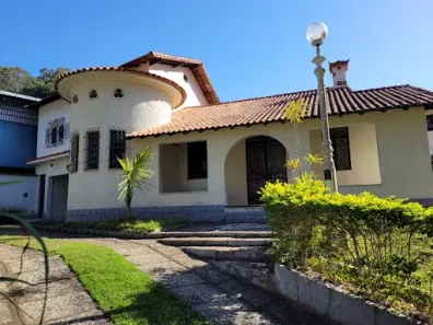 Imóvel Comercial com 6 Quartos para alugar, 365m² no Barra do Imbuí, Teresópolis