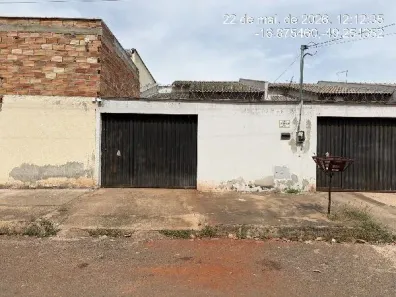 Casa com 3 Quartos à venda, 180m² no GARAVELO SUL II, Hidrolândia