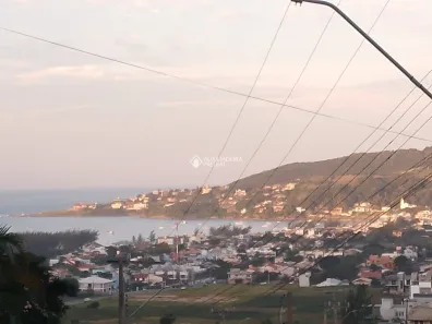 Lote/Terreno à venda, 586m² no Ferraz, Garopaba
