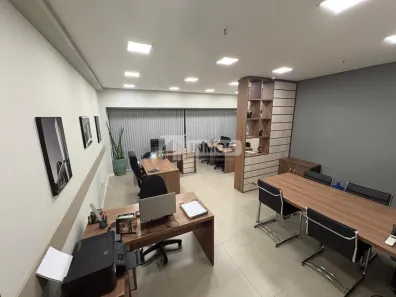 Sala Comercial à venda, 51m² no Loteamento Residencial e Comercial Bosque Flamboyant, Taubaté