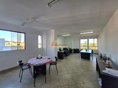 Sala Comercial à venda, 83m² no Centro, Divinópolis