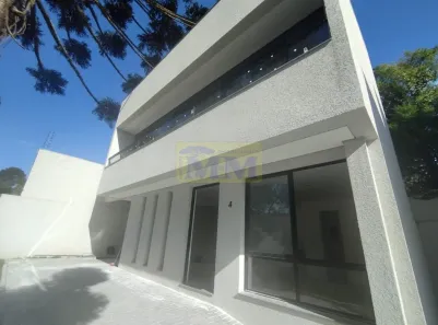 Sobrado com 3 Quartos à venda, 173m² no Bairro Alto, Curitiba