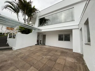 Imóvel Comercial com 15 Quartos para alugar, 650m² no Três Figueiras, Porto Alegre
