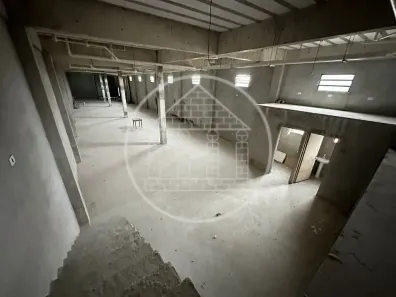 Galpão/Depósito/Armazém para alugar, 400m² no Jardim Belcito, São Paulo