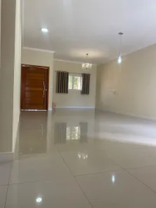 Casa de Condomínio com 3 Quartos para alugar, 170m² no Parque São Cristóvão, Taubaté