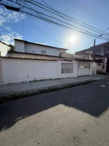Casa com 4 Quartos à venda, 190m² no Parque Residencial Laranjeiras, Serra