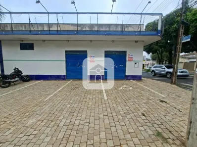 Ponto Comercial para alugar, 90m² no Segismundo Pereira, Uberlândia
