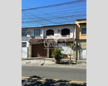 Casa com 2 Quartos para alugar, 79m² no Ampliação, Itaboraí