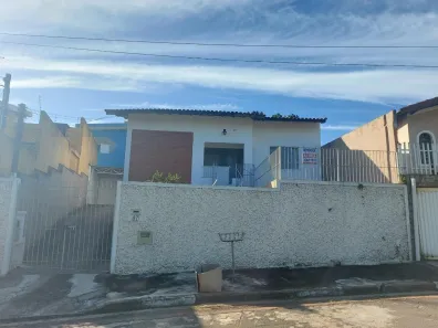 Casa com 3 Quartos para alugar, 133m² no Jardim Interlagos, Campinas