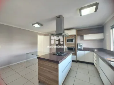 Casa com 3 Quartos para alugar, 300m² no São Judas, Itajaí