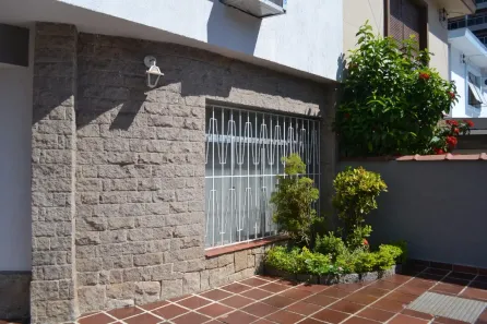Sobrado com 3 Quartos à venda, 134m² no Ponta da Praia, Santos