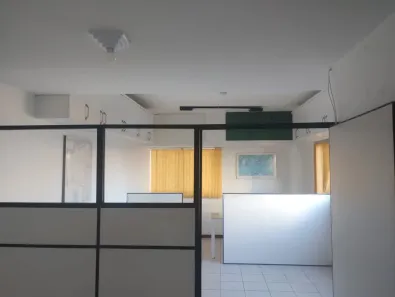 Sala Comercial para alugar, 30m² no Caminho das Árvores, Salvador