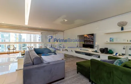 Apartamento com 3 Quartos à venda, 210m² no Moema, São Paulo