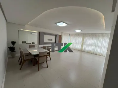 Apartamento com 3 Quartos para alugar, 135m² no Centro, Balneário Camboriú