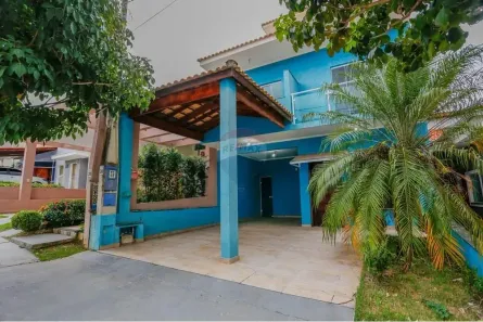 Casa de Condomínio com 3 Quartos à venda, 210m² no Horto Florestal, Sorocaba