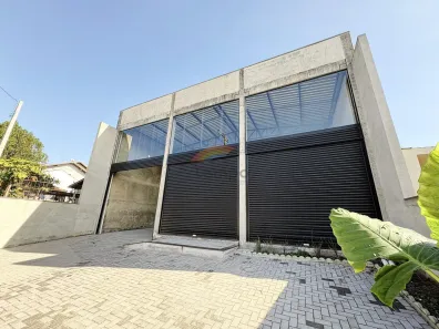Prédio Comercial com 1 Quarto para alugar, 318m² no Liberdade, Novo Hamburgo