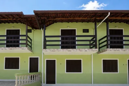 Casa de Condomínio com 2 Quartos para alugar, 10m² no Aterrado (Bacaxá), Saquarema