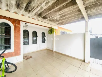 Casa com 2 Quartos à venda, 180m² no Chácara Girassol, Americana
