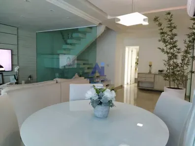 Casa de Condomínio com 4 Quartos à venda, 350m² no Vargem Pequena, Rio de Janeiro