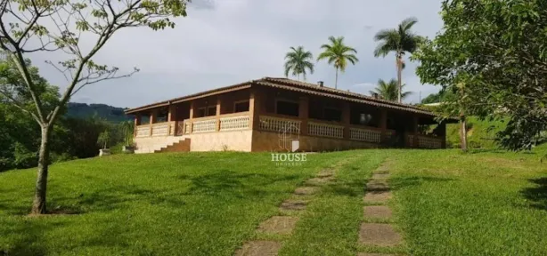 Fazenda/Sítio com 4 Quartos à venda, 1100m² no , Albertina