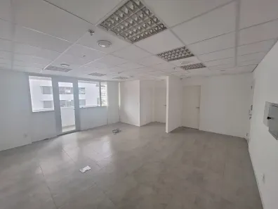 Sala Comercial à venda, 80m² no Pinheiros, São Paulo