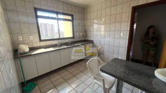 Apartamento com 3 Quartos à venda, 258m² no Nossa Senhora da Abadia, Uberaba
