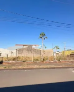 Lote/Terreno à venda, 320m² no Jardim Maracanã, Uberaba