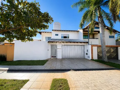 Sobrado com 4 Quartos à venda, 260m² no Cidade Jardim, Campo Grande