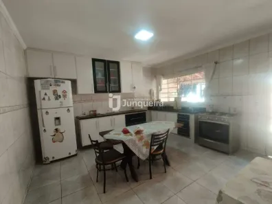 Casa com 2 Quartos à venda, 134m² no CECAP, Piracicaba