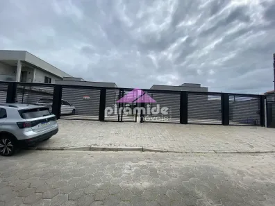 Casa de Condomínio com 2 Quartos à venda, 48m² no Pontal de Santa Marina, Caraguatatuba