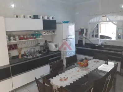 Sobrado com 3 Quartos à venda, 249m² no Vila Figueira, Suzano