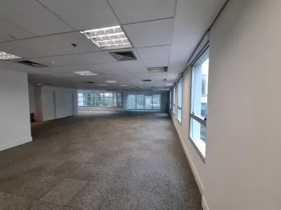 Sala Comercial para alugar, 166m² no Itaim Bibi, São Paulo