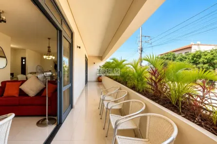 Casa com 4 Quartos à venda, 272m² no Vila Olímpica, Uberaba