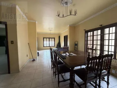 Casa com 4 Quartos para alugar, 300m² no Vila Tavares, Campo Limpo Paulista
