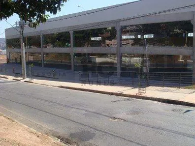 Ponto Comercial para alugar, 465m² no Guanabara, Contagem