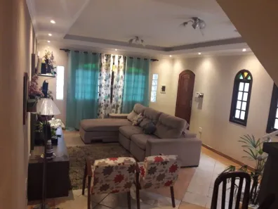 Sobrado com 3 Quartos à venda, 290m² no Jardim do Engenho, Cotia