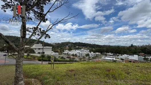 Lote/Terreno à venda, 696m² no Cruzeiro de Santo Antônio, Juiz de Fora