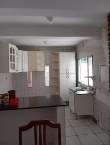 Sobrado com 5 Quartos à venda, 280m² no Jardim Santa Maria, Guarujá