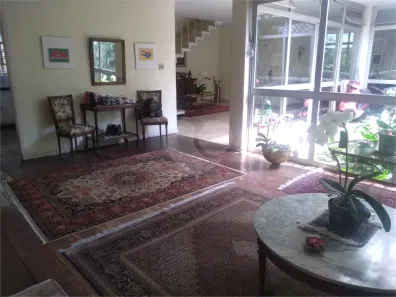 Casa com 3 Quartos à venda, 284m² no Jardim Luzitânia, São Paulo