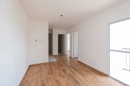 Apartamento com 2 Quartos para alugar, 50m² no Centro, Pelotas