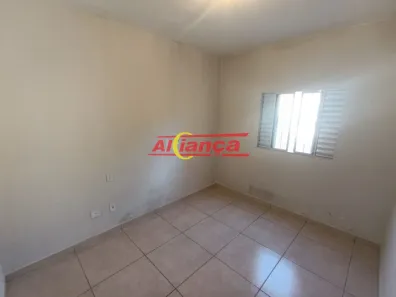 Casa com 2 Quartos para alugar, 120m² no Parque Continental, Guarulhos