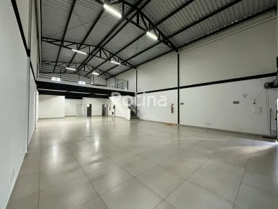 Galpão/Depósito/Armazém para alugar, 358m² no Alto Umuarama, Uberlândia