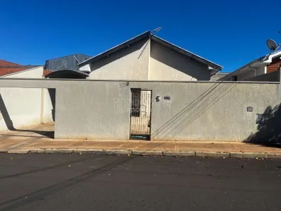 Casa com 3 Quartos à venda, 215m² no Jardim do Carmo, Araraquara