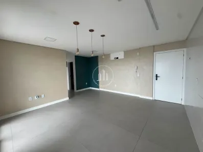 Apartamento com 2 Quartos à venda, 79m² no Barreiros, São José